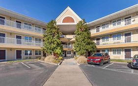 Extended Stay America Suites - St Louis - Westport - E Lackland Rd